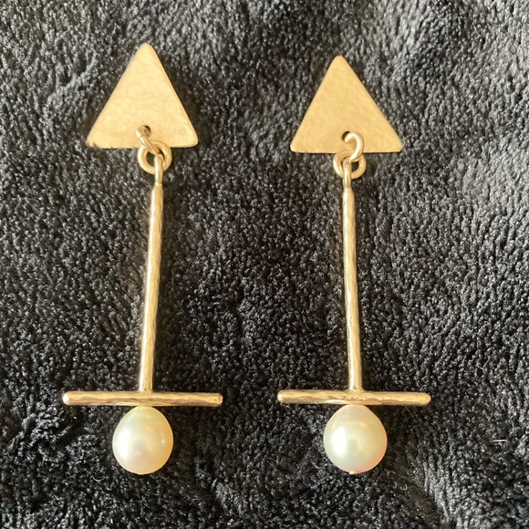 COPY - 10kt gold, pearl earrings - Picture 1 of 2